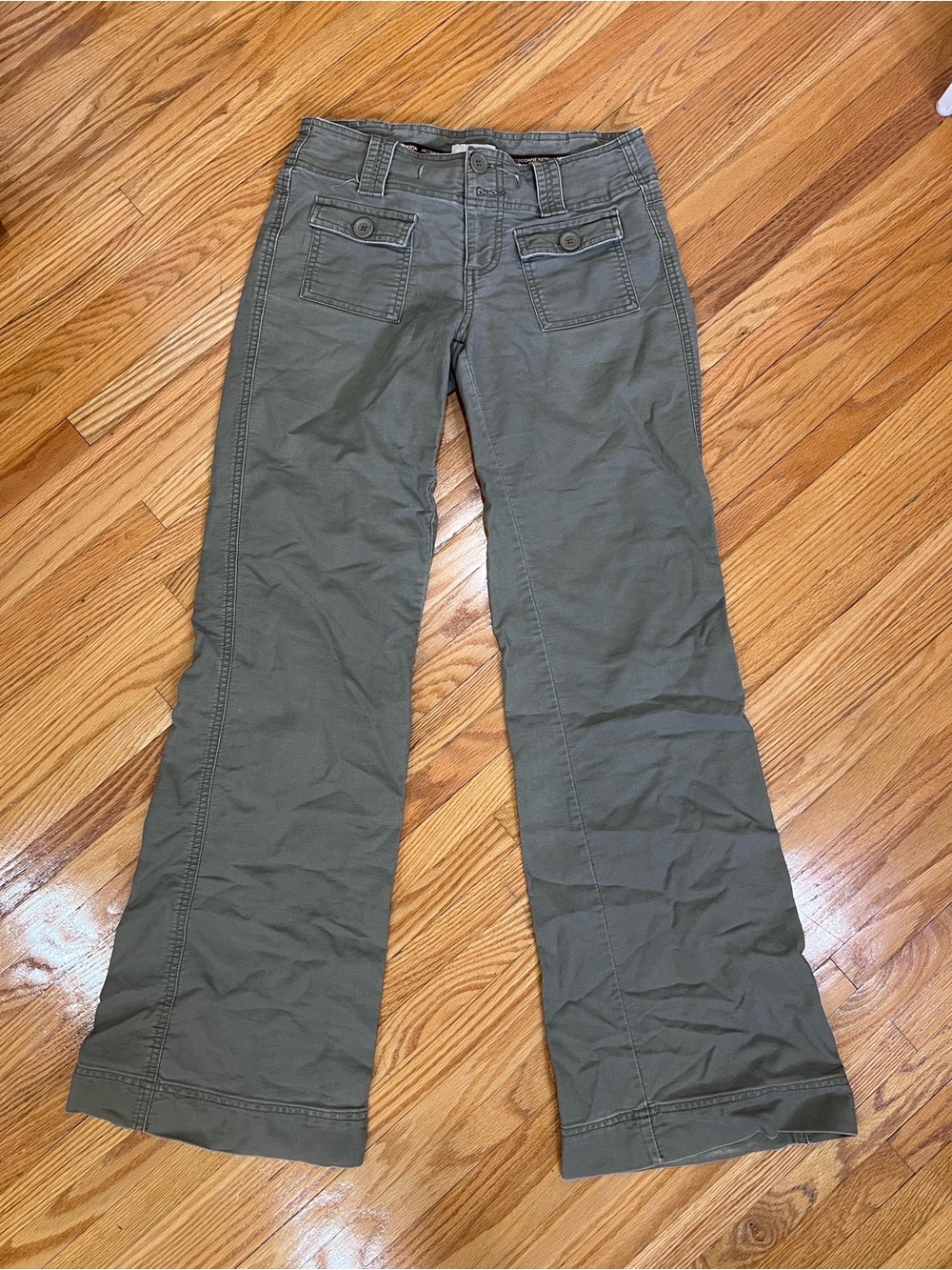 Y2k Olive Green Wide-Leg Women's Jeans with Front Flap Pockets